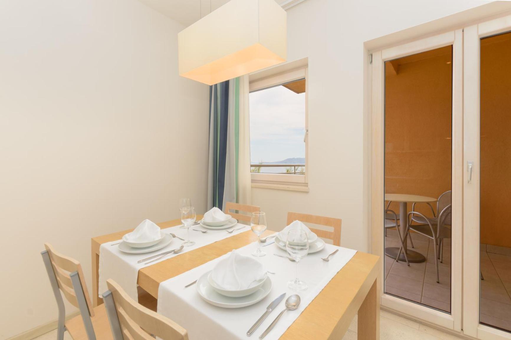 Apartments Grand Novi Vinodolski Resort Room photo